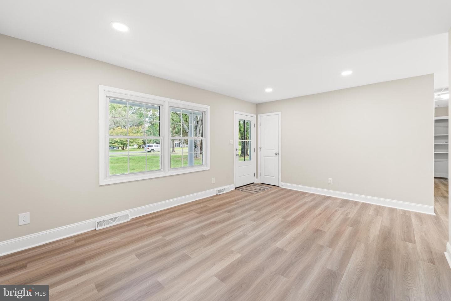 9618 Oriole Lane photo 15