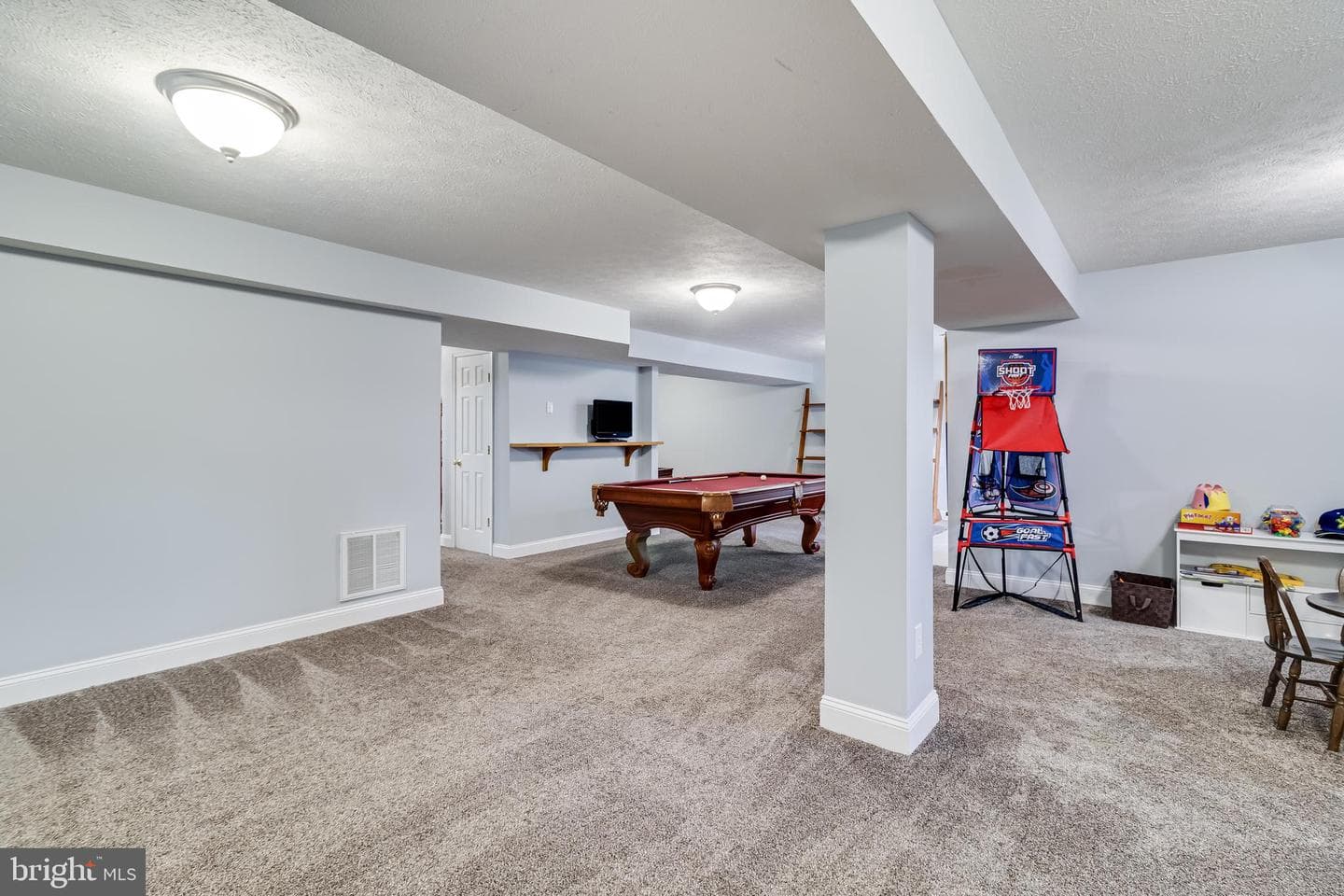 6805 Pale Morning Court photo 42