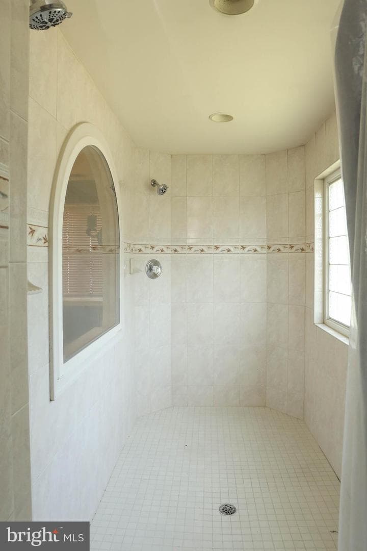 3730 Worthington Street photo 43