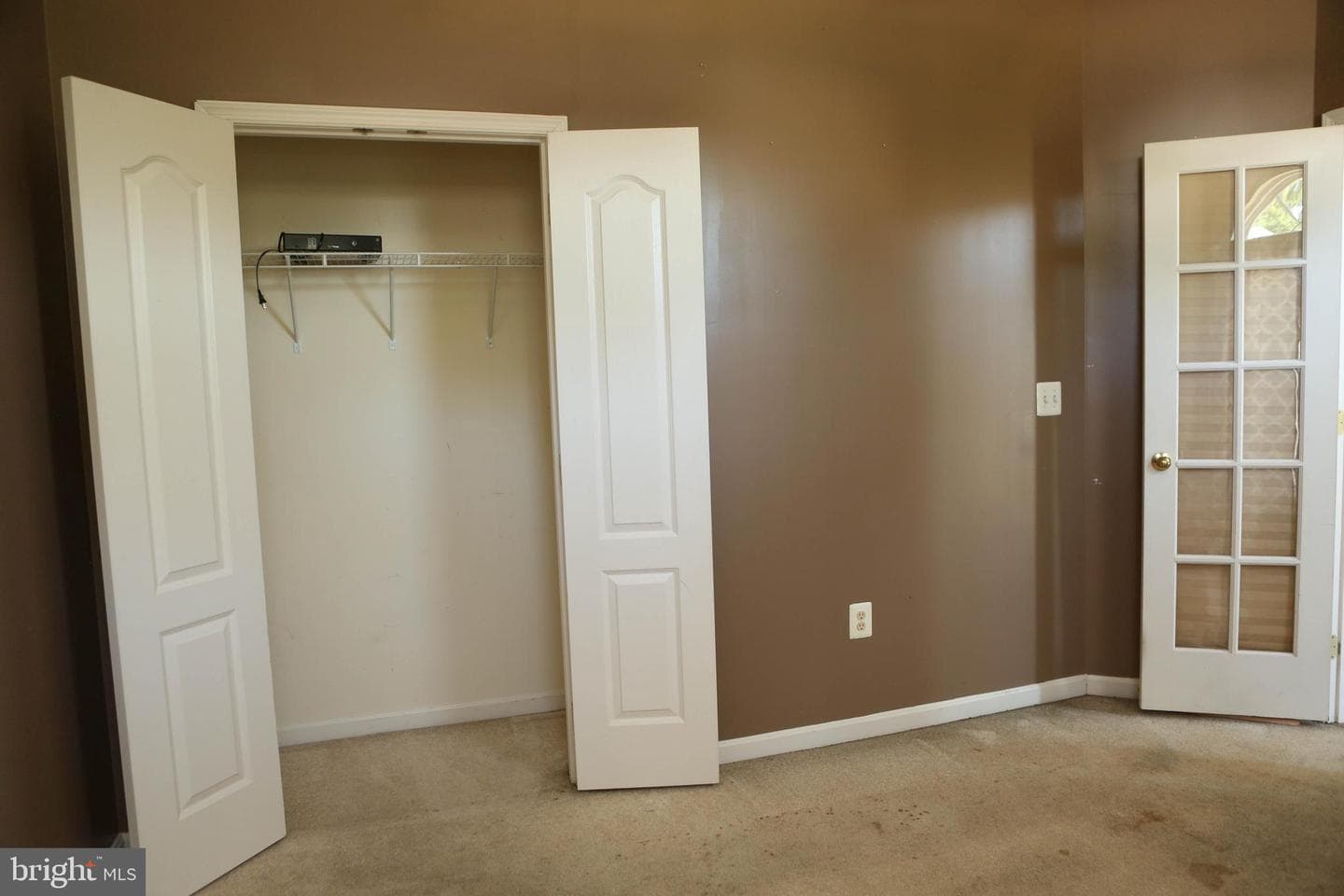 3730 Worthington Street photo 8