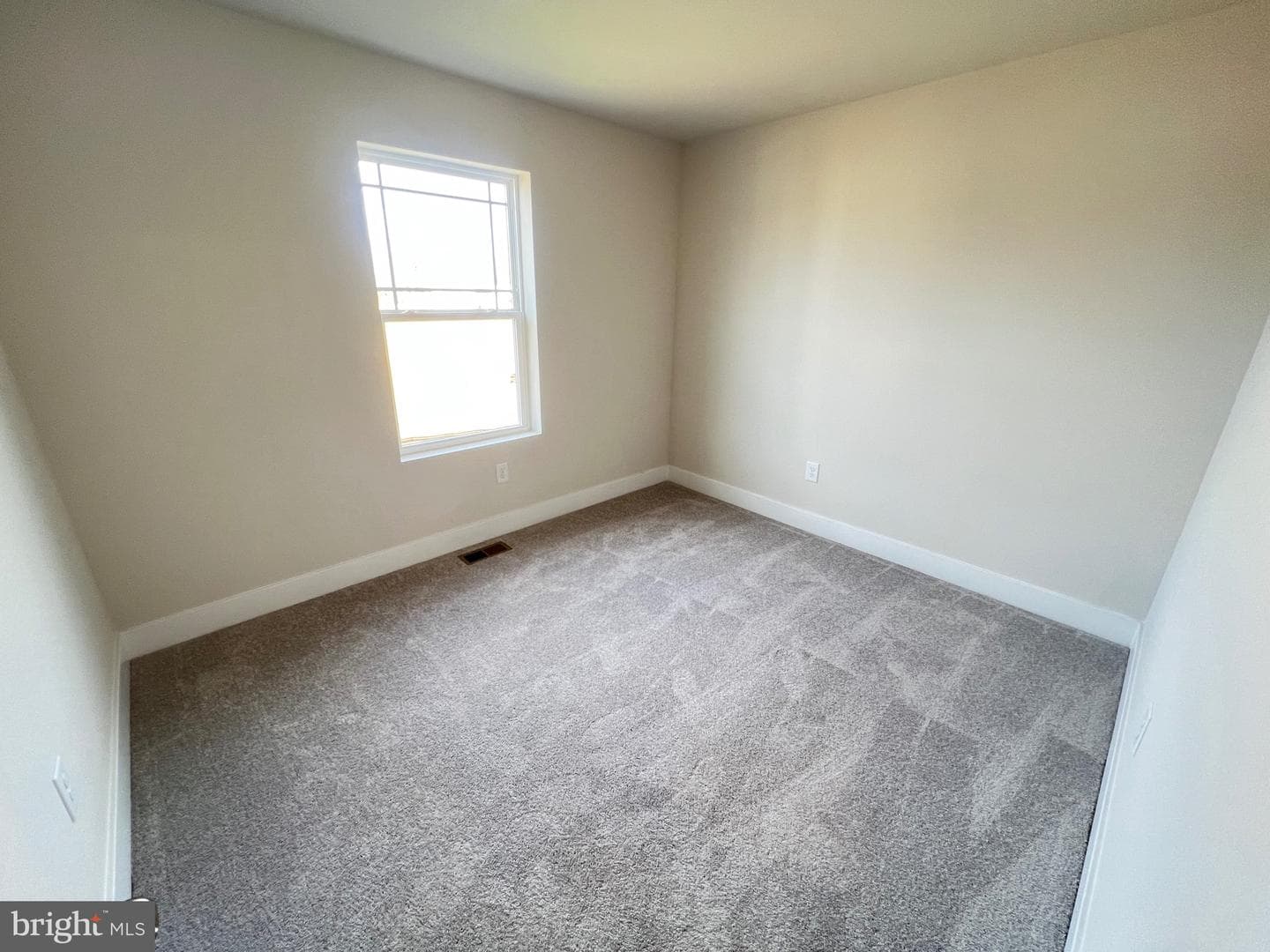 10627 Roundstone Ln photo 11