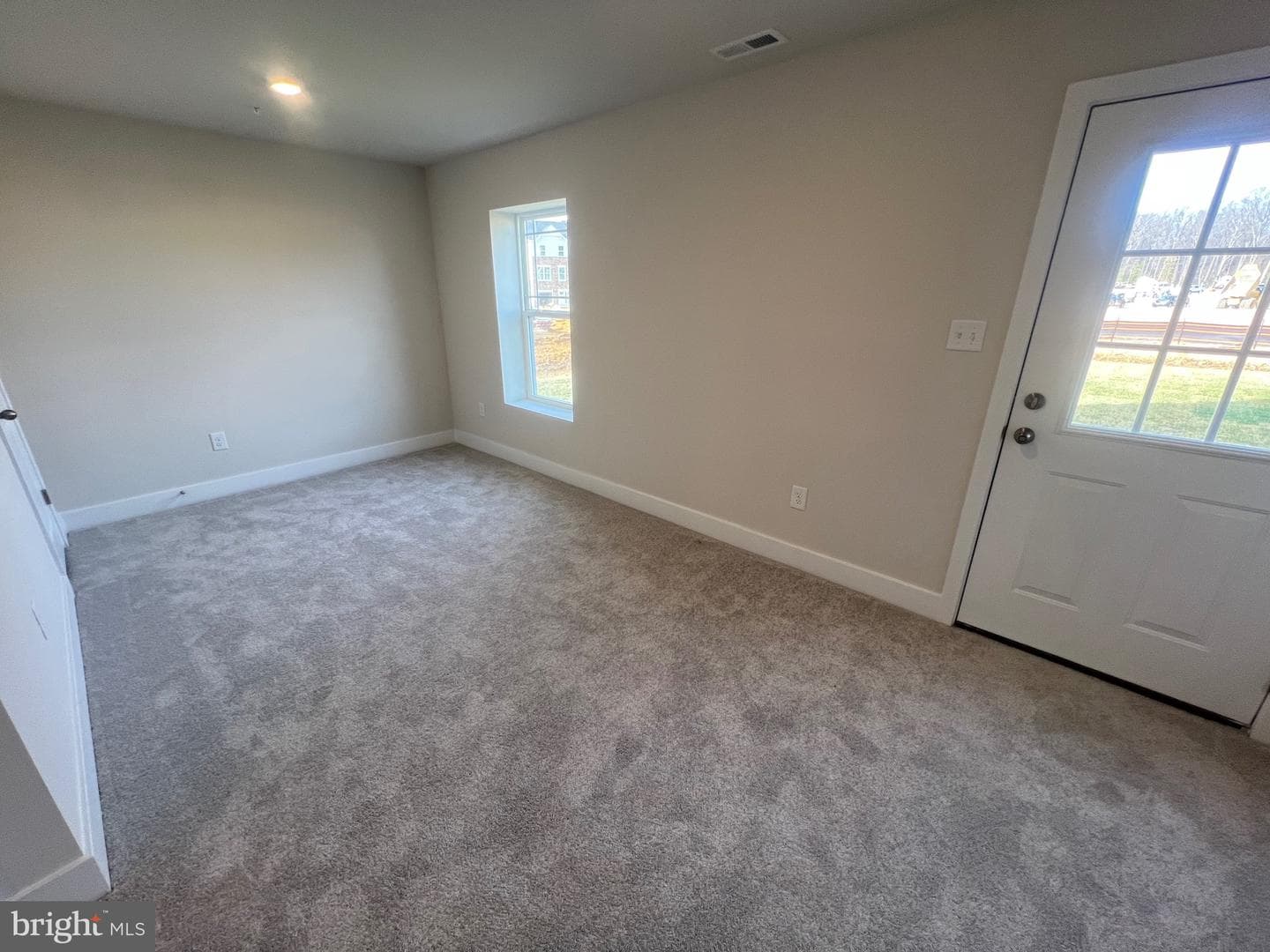 10627 Roundstone Ln photo 16