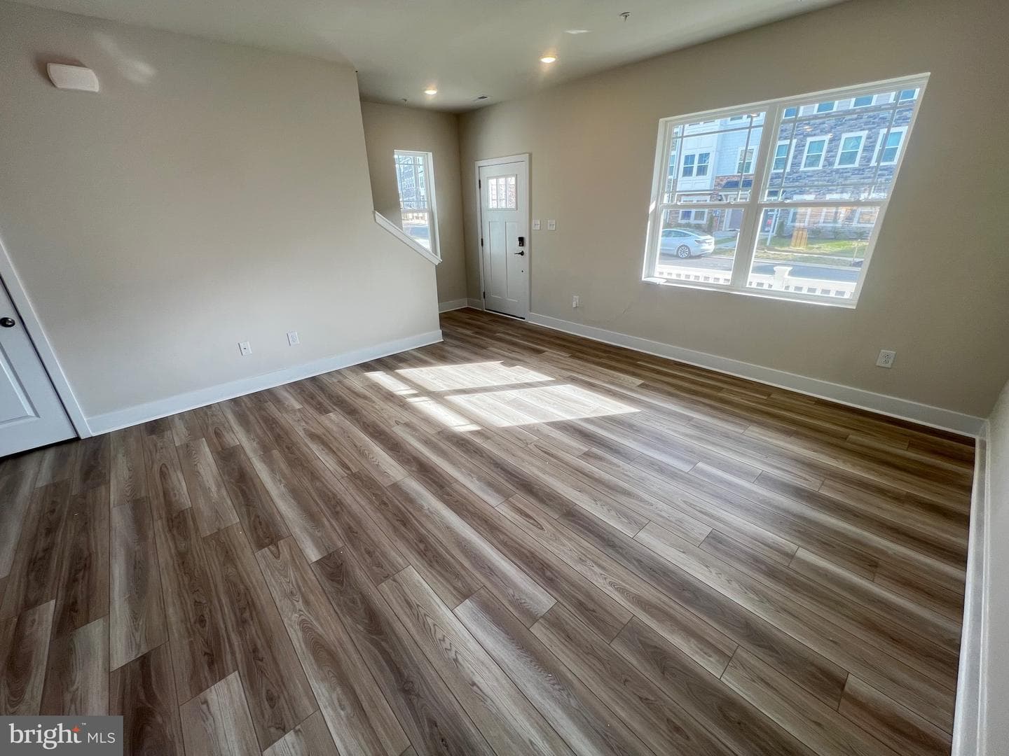 10627 Roundstone Ln photo 17