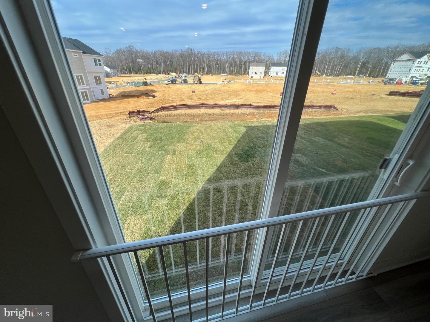 10627 Roundstone Ln photo 5