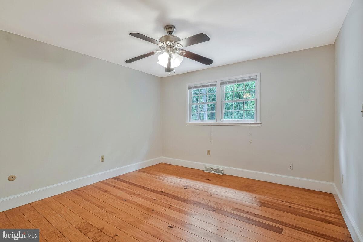 5509 Little Brook Drive photo 20