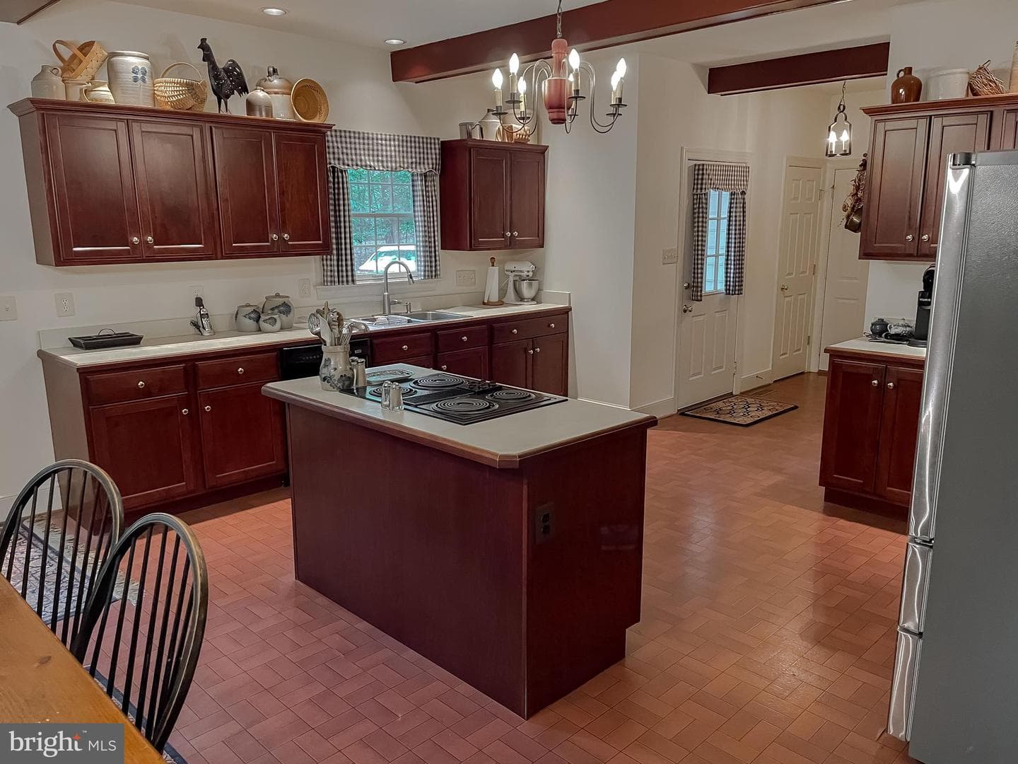 9275 Crescent Lane photo 40