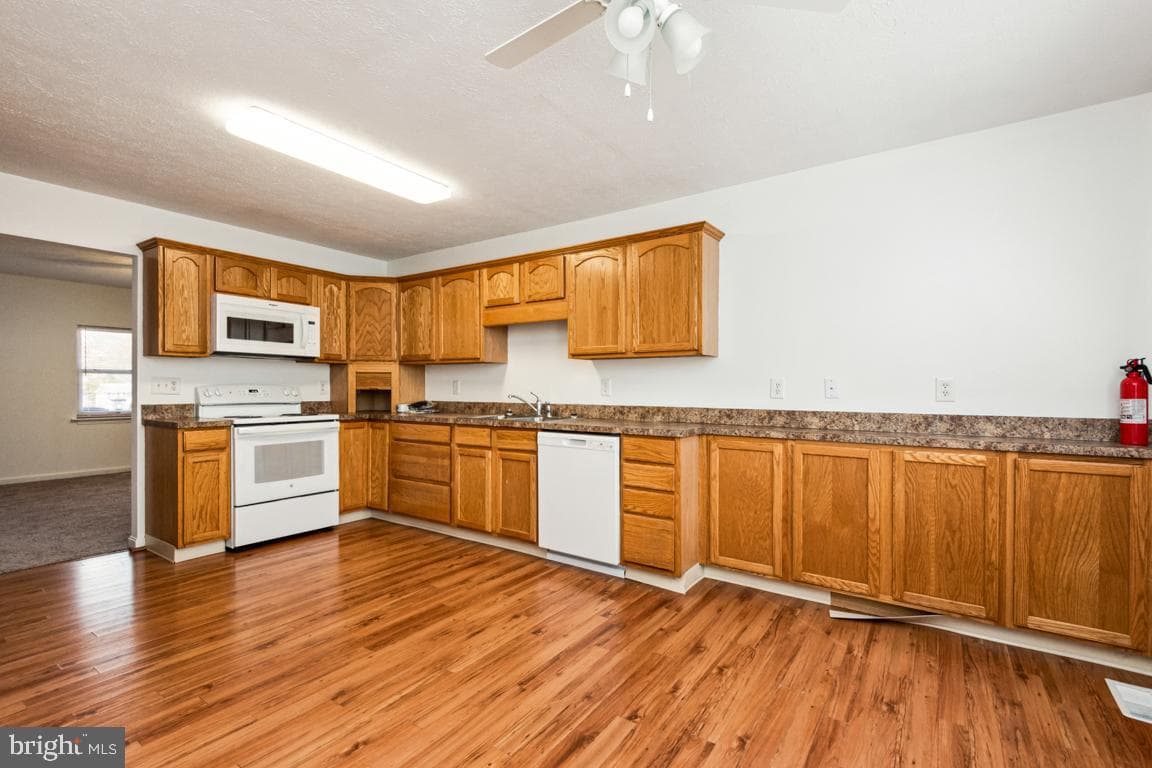 13185 Jessies Place photo 35