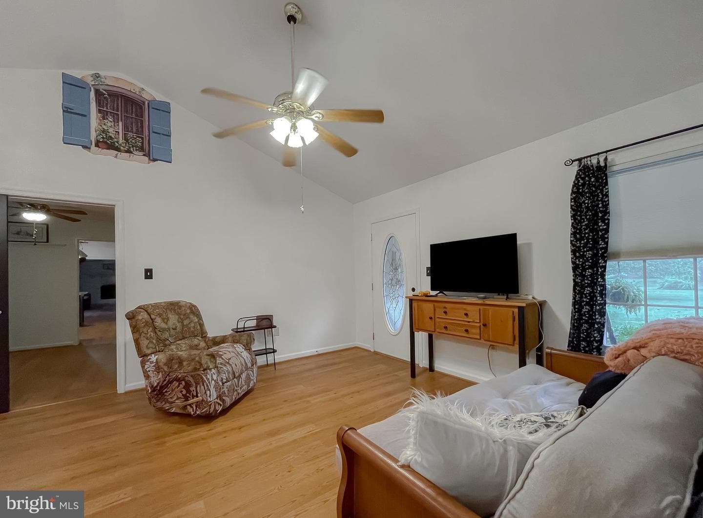 10665 Horseshoe Court photo 32