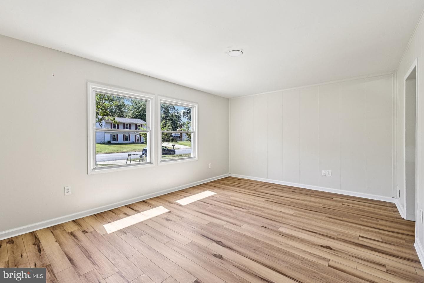 531 Garner Avenue photo 10