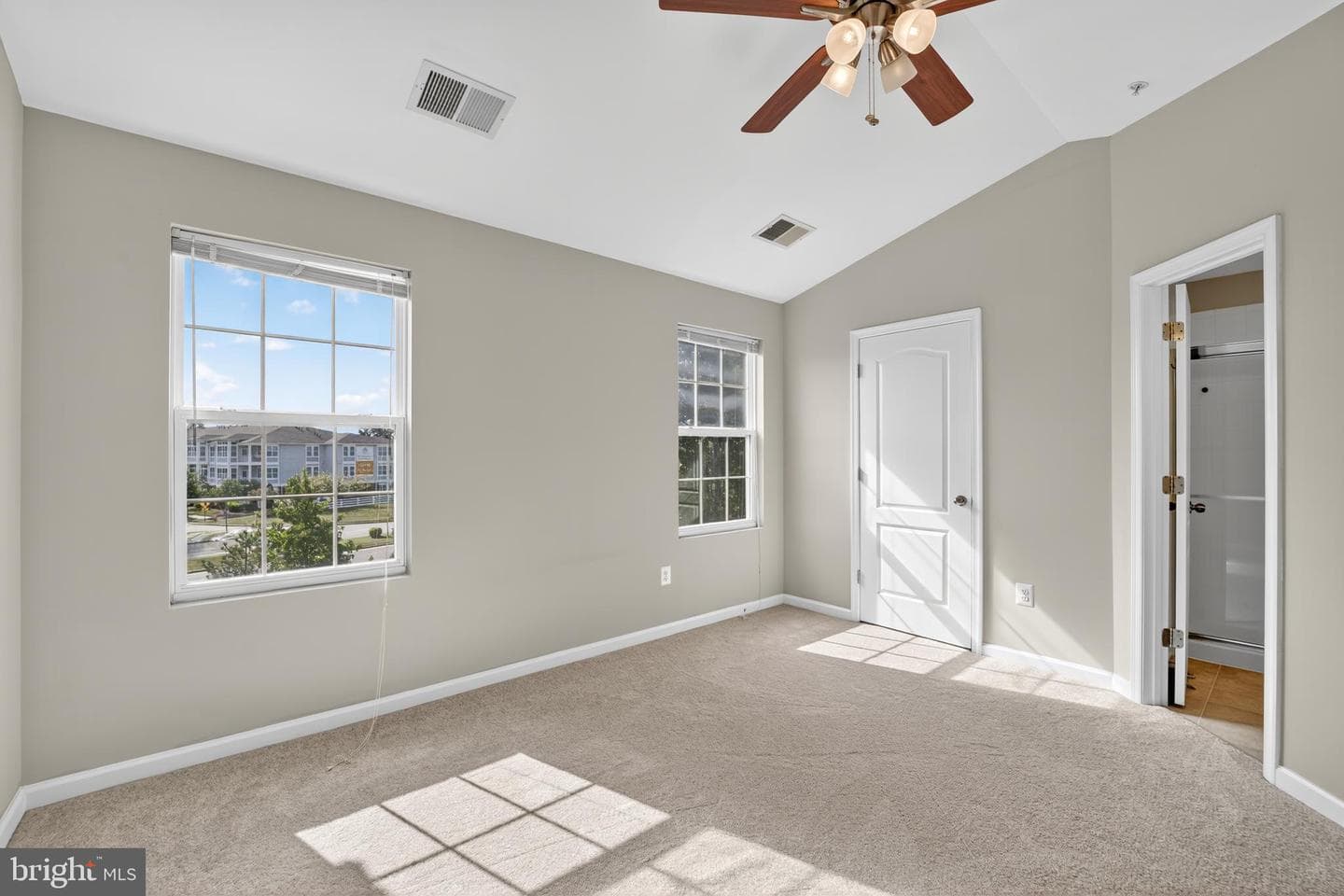 4839 Olympia Place photo 16