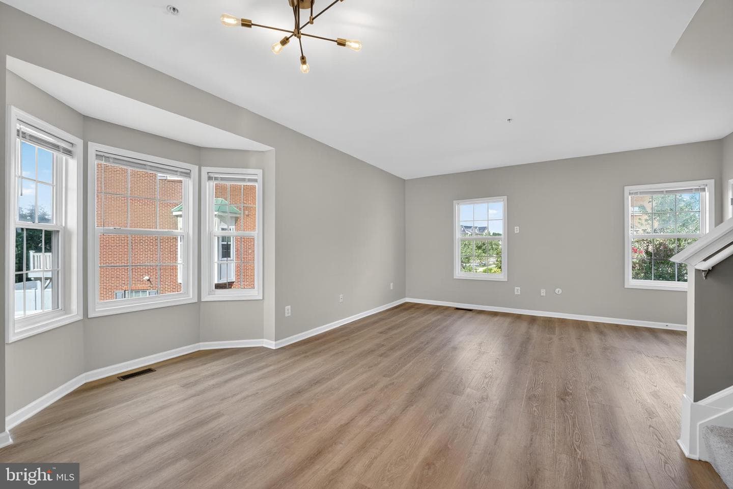 4839 Olympia Place photo 7
