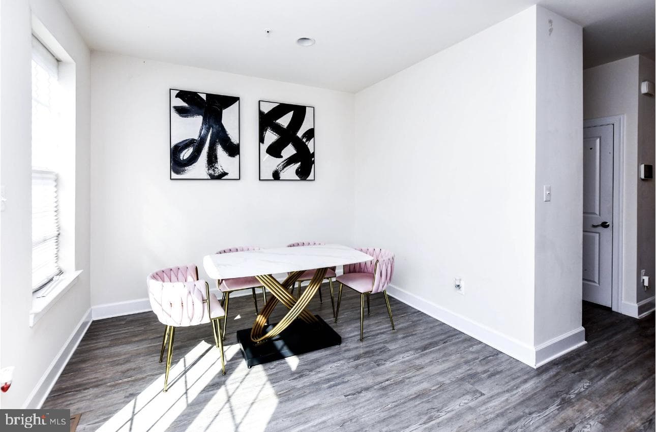 2821 Golden Gate Court photo 10