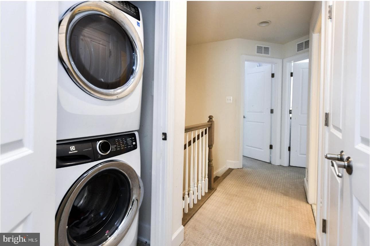 2821 Golden Gate Court photo 14