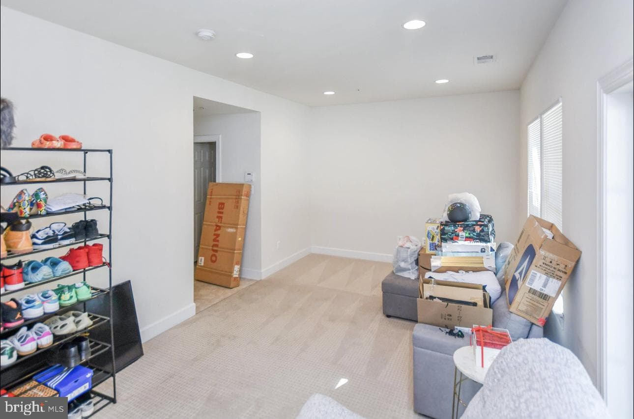 2821 Golden Gate Court photo 20