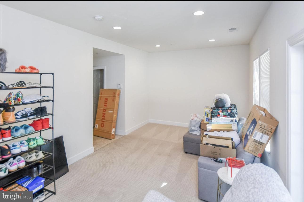 2821 Golden Gate Court photo 21