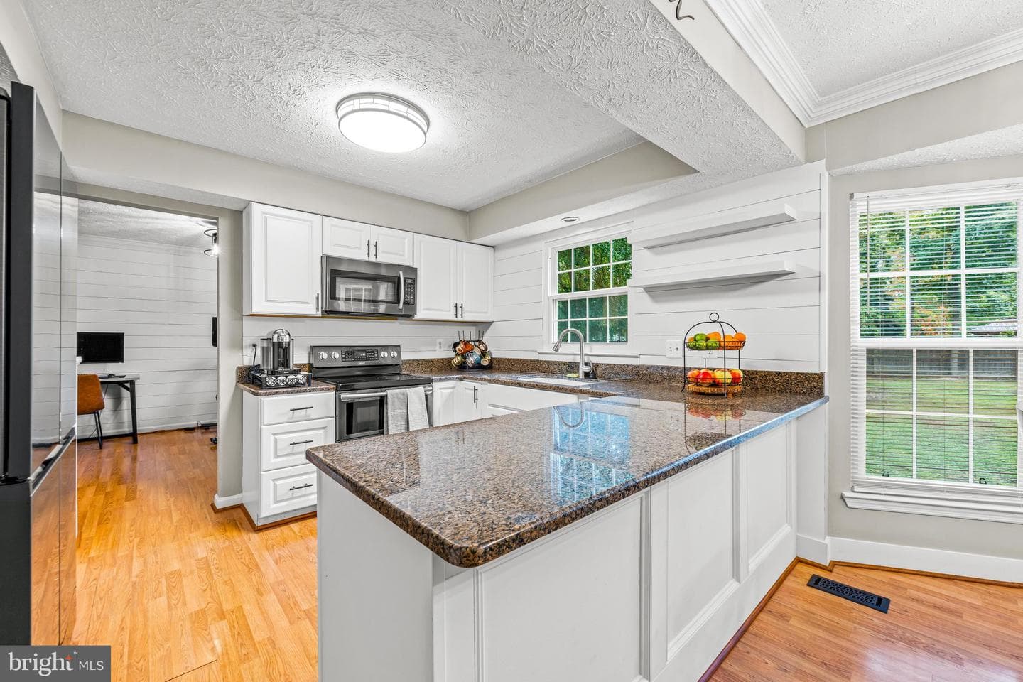 10602 Ashford Circle photo 13