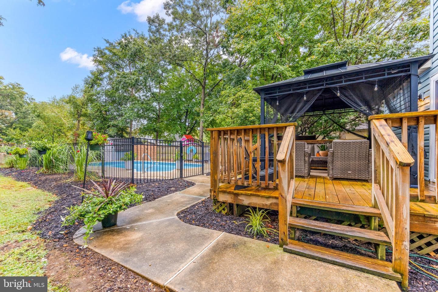 10602 Ashford Circle photo 34