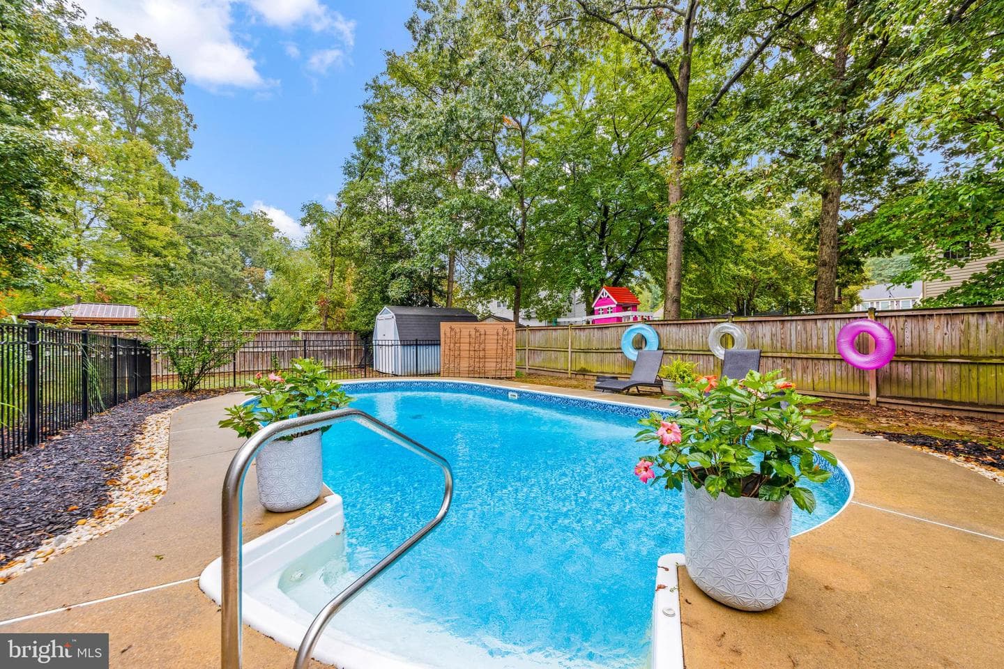 10602 Ashford Circle photo 35