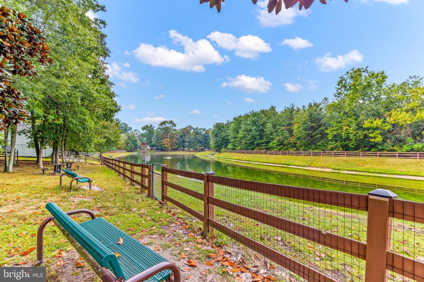 10602 Ashford Circle photo 40