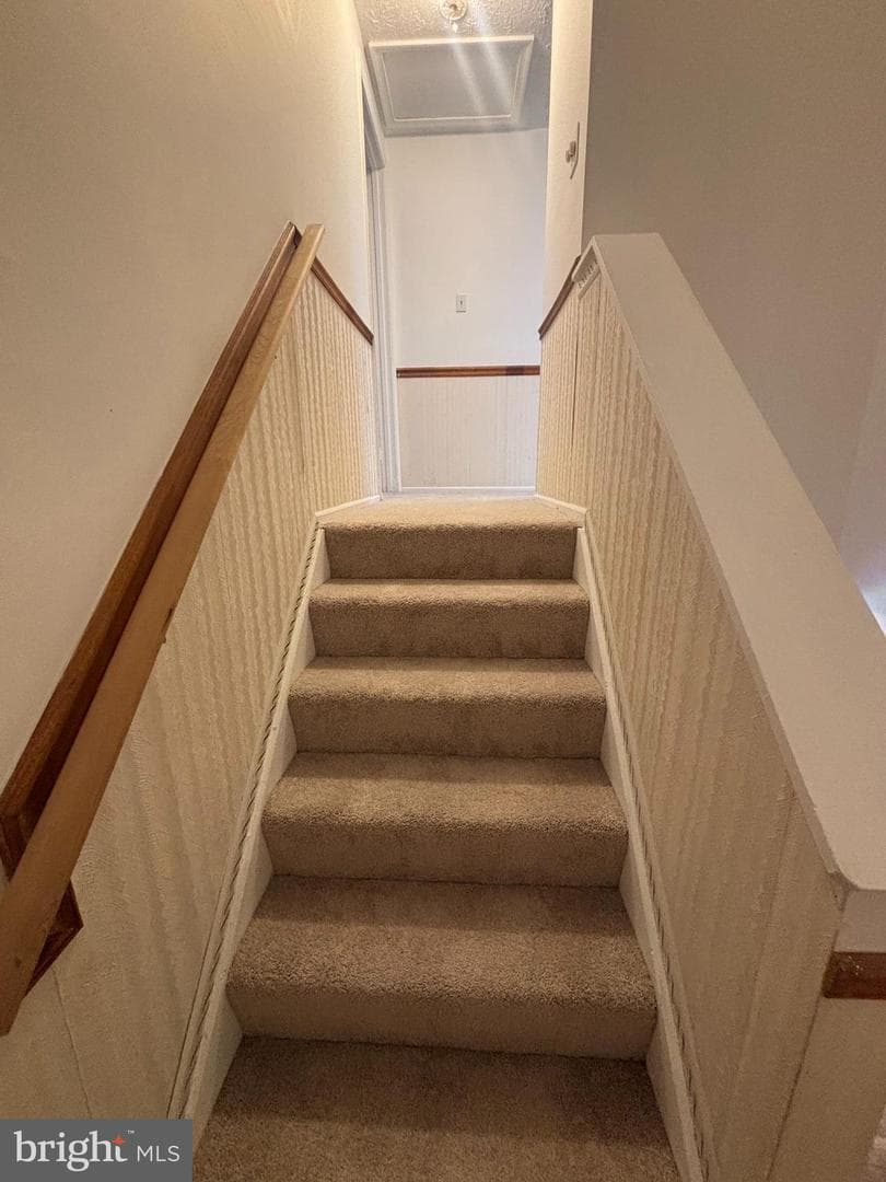 2031 Tanglewood Drive photo 7