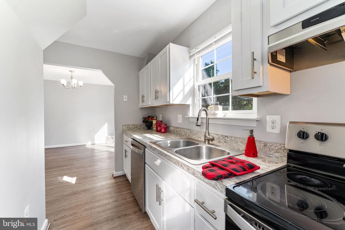 3394 Lox Street photo 15
