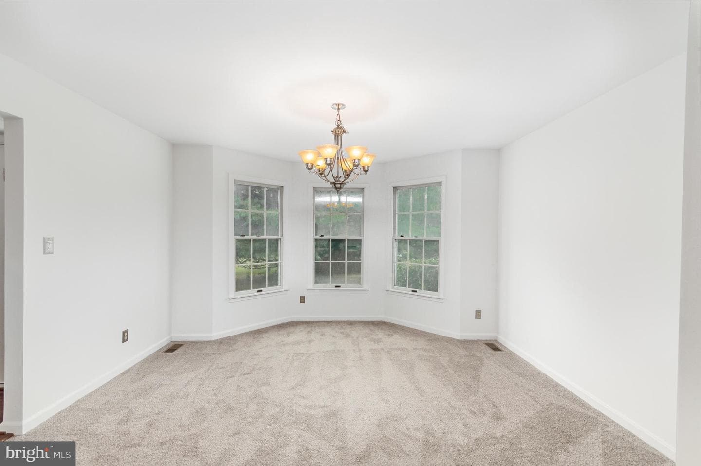 4254 Ridgeway Drive photo 9
