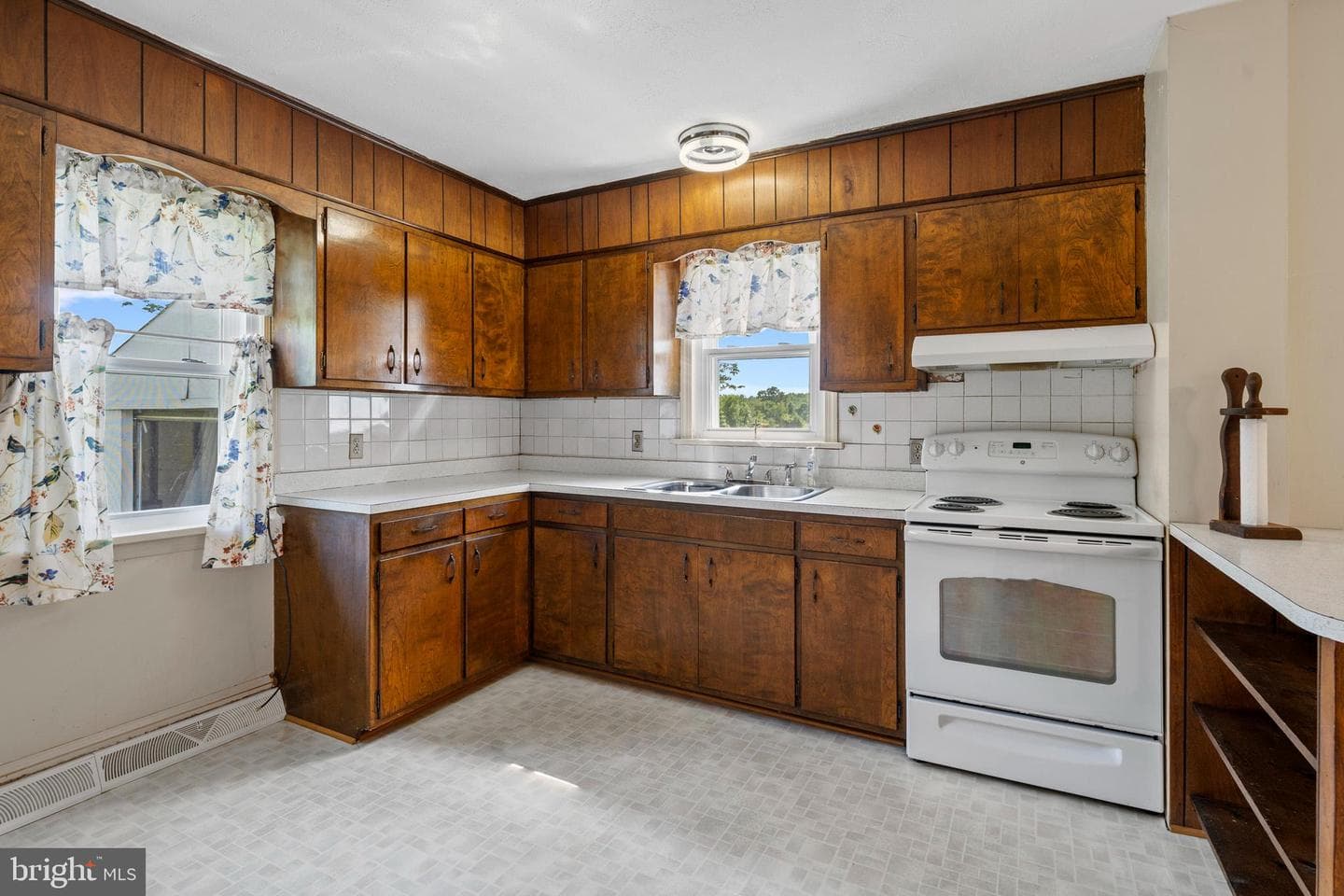 8251 Marshall Corner Road photo 12