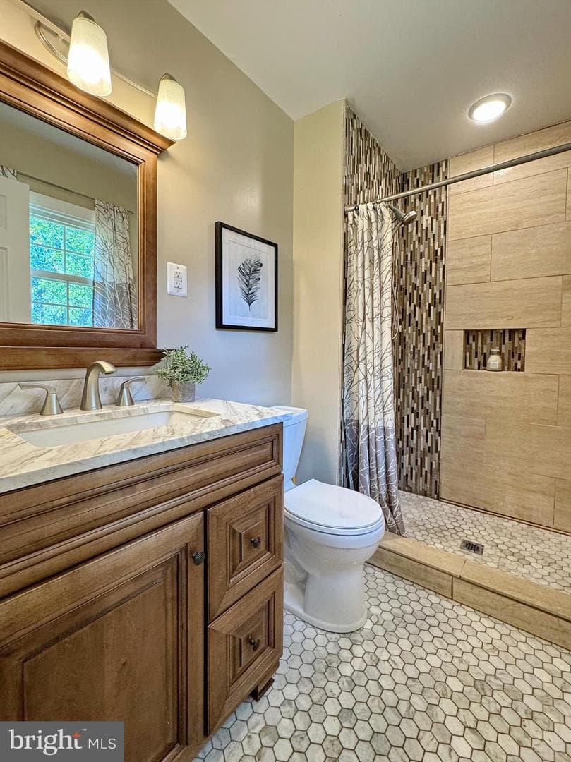 7426 Robin Road photo 32
