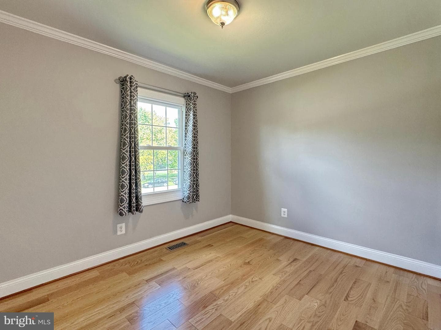 7426 Robin Road photo 37