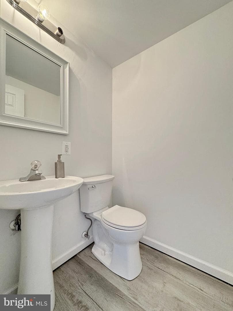 7426 Robin Road photo 45