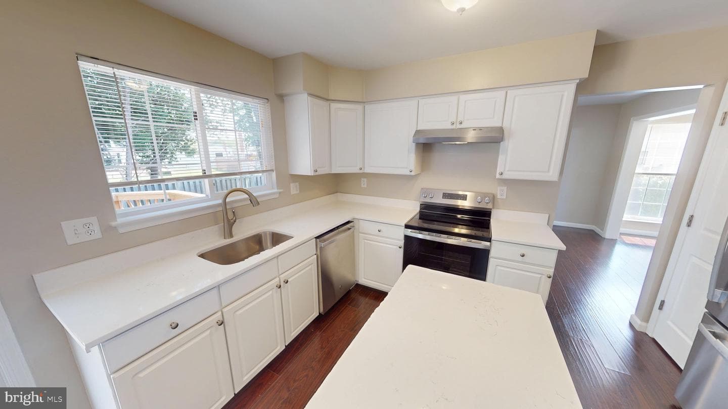 10513 Althea Court photo 25