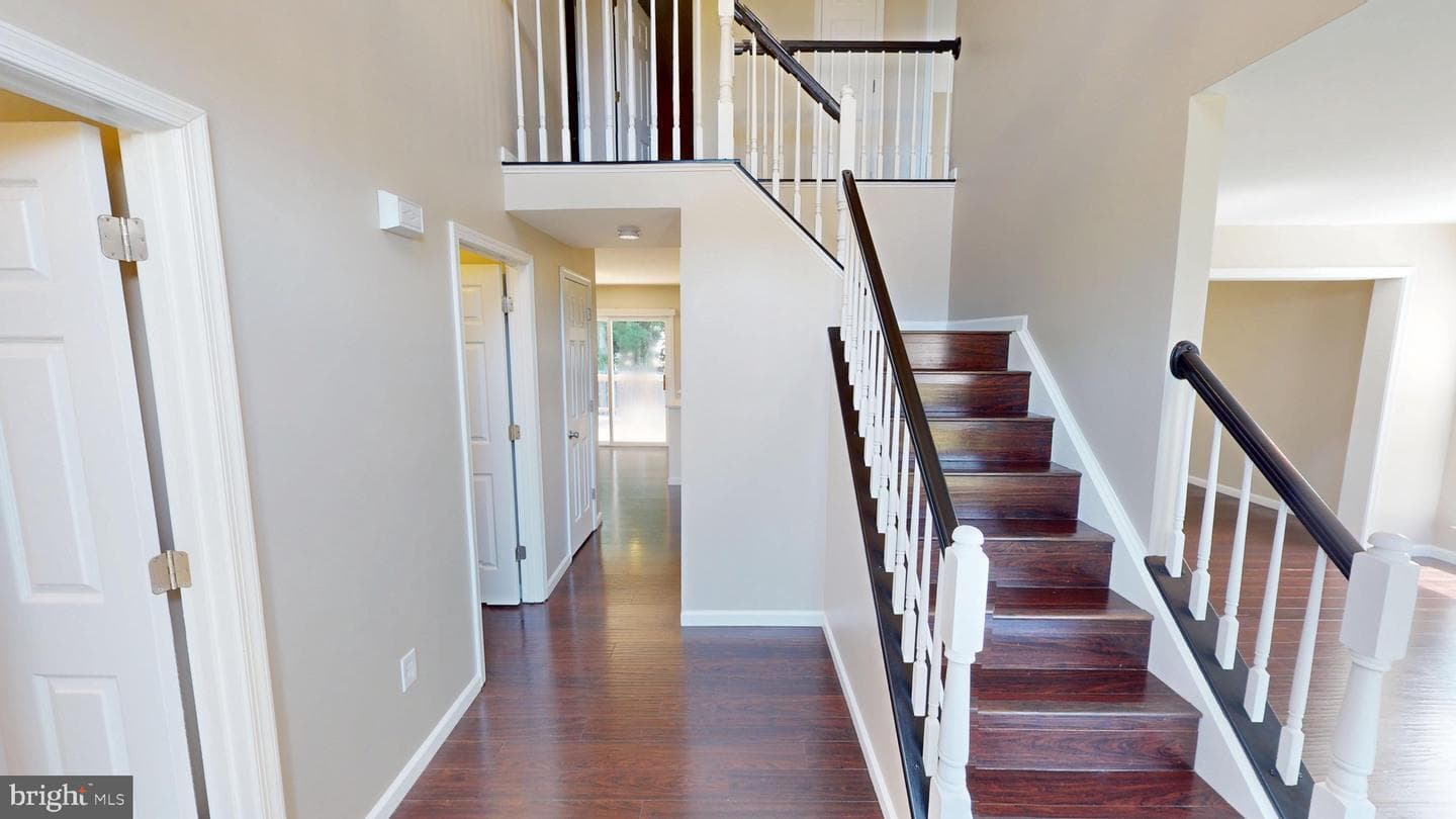 10513 Althea Court photo 4