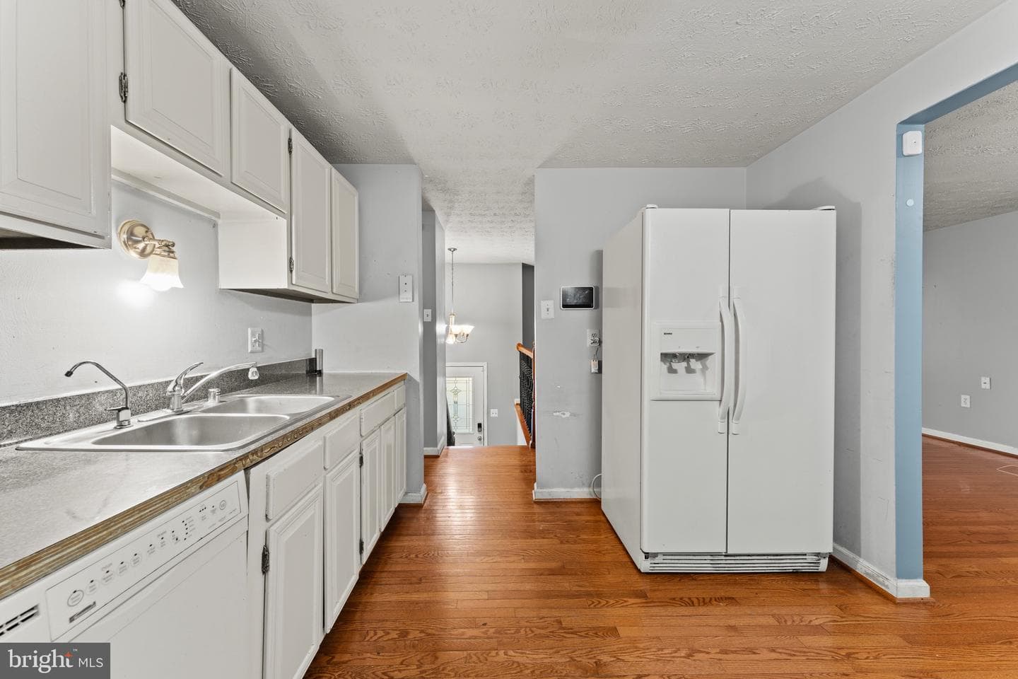 2121 Briarwood Drive photo 10