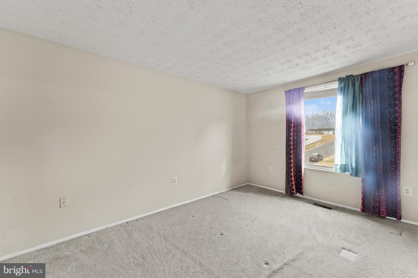 2121 Briarwood Drive photo 16