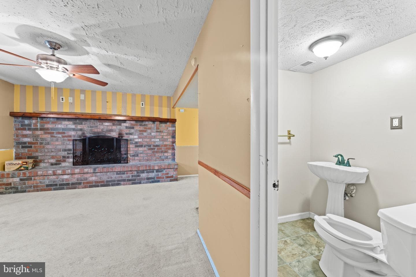 2121 Briarwood Drive photo 18