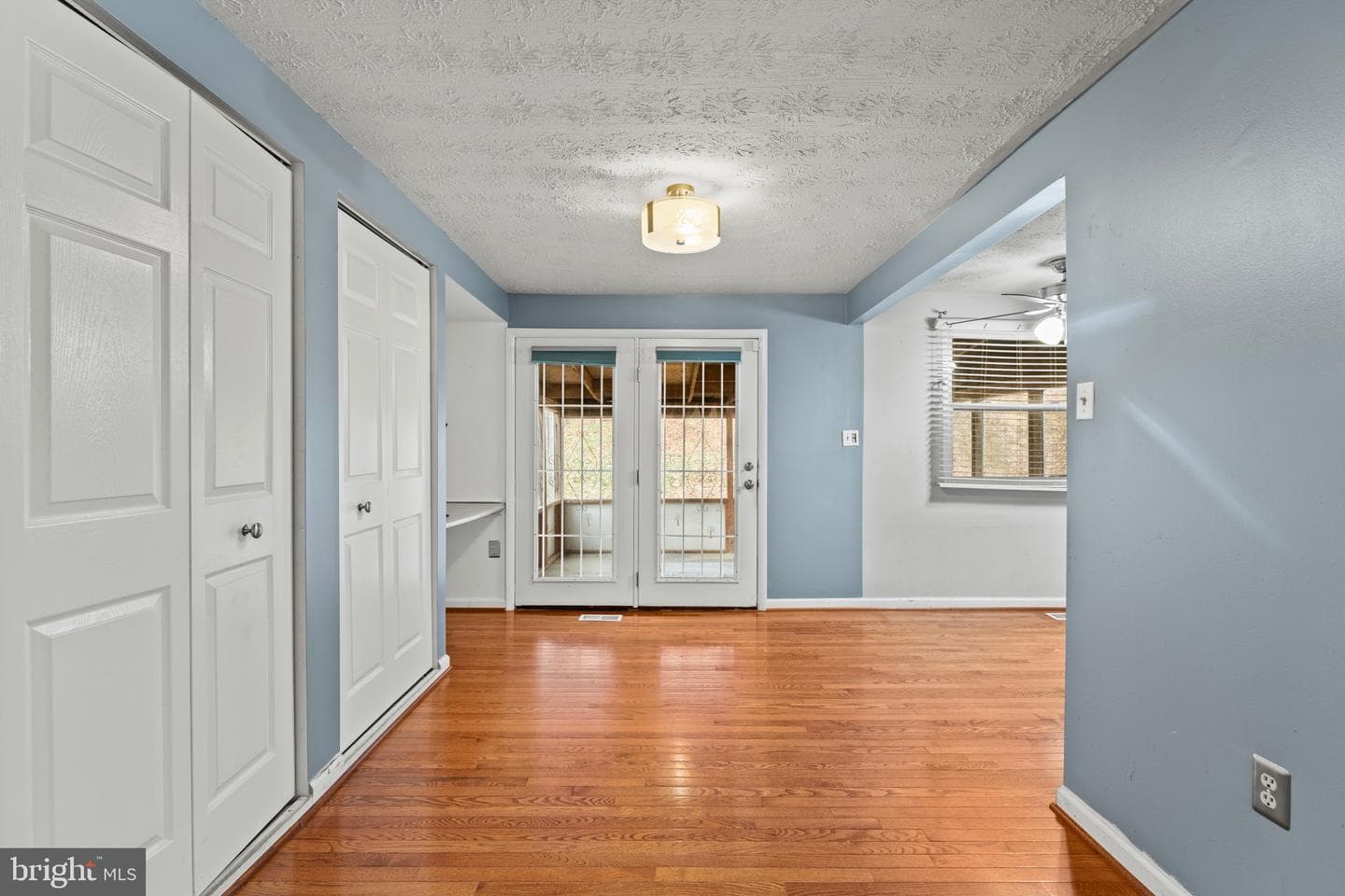 2121 Briarwood Drive photo 6