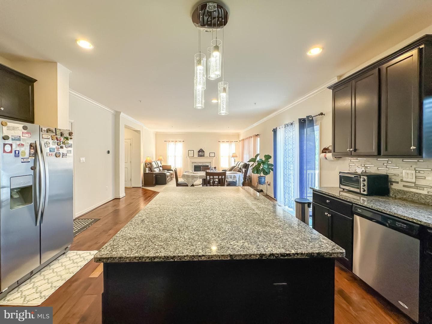 9863 Mannheim Ln photo 16
