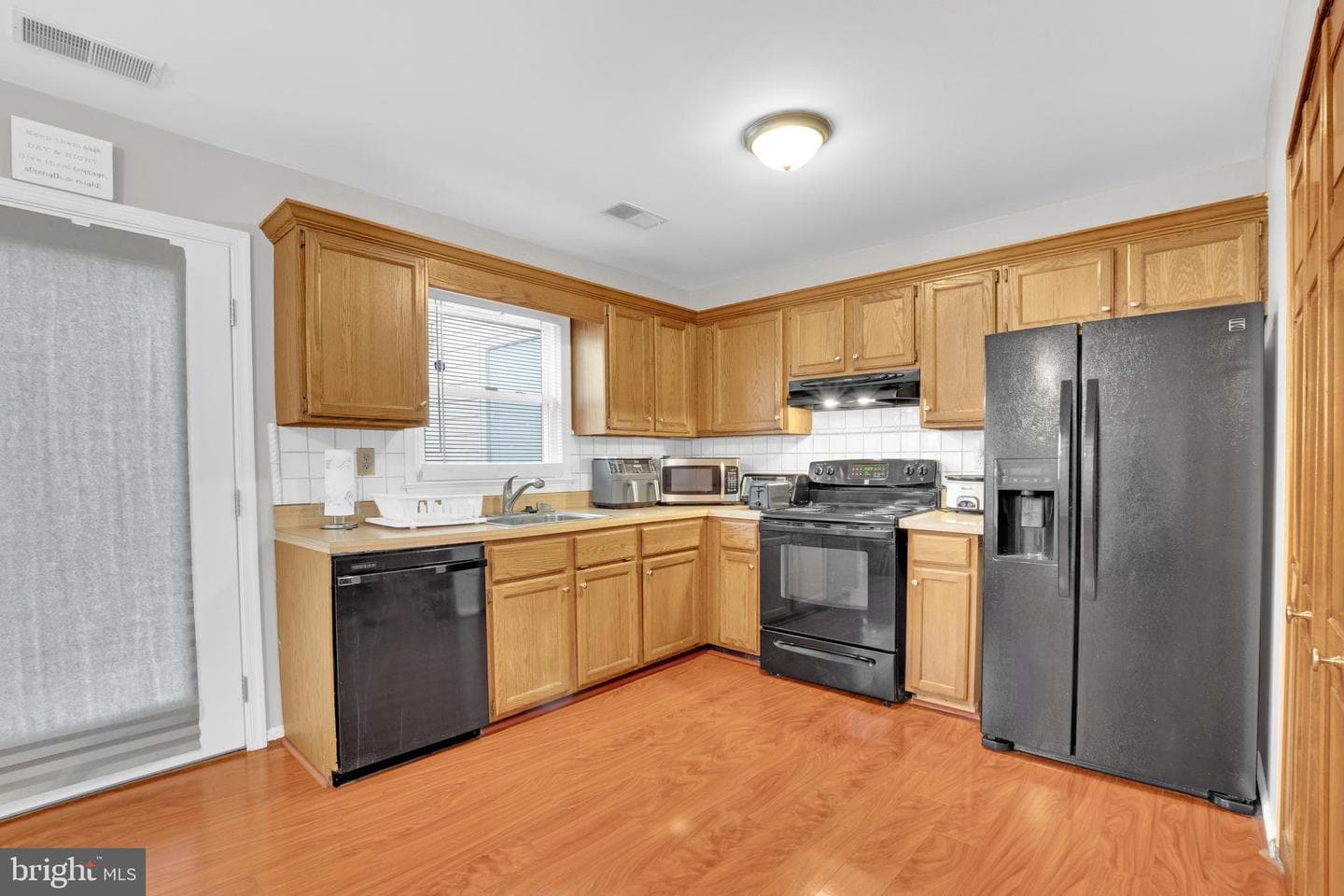3975 Wintergreen Place photo 14