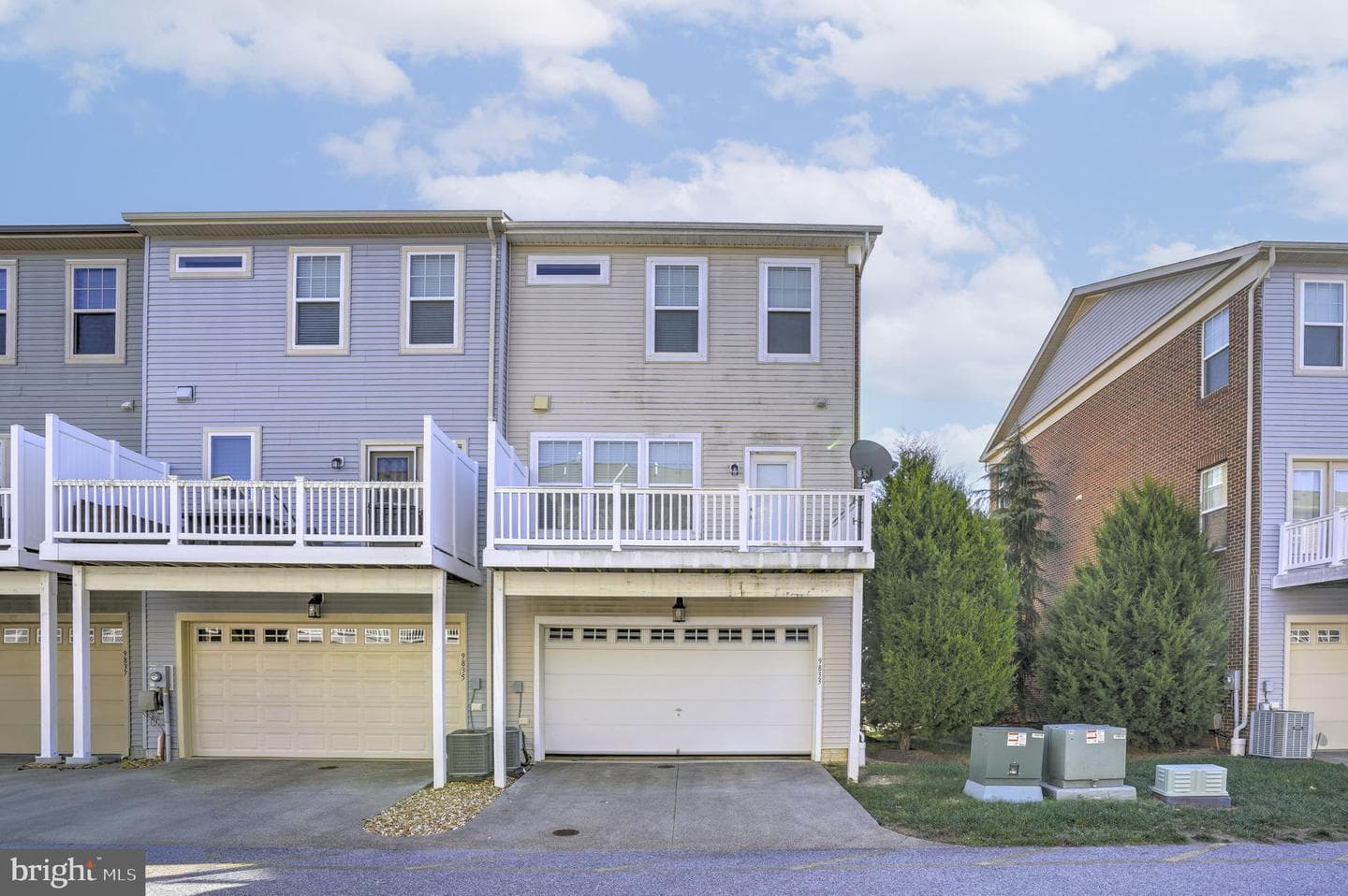 9833 Ushers Place photo 32