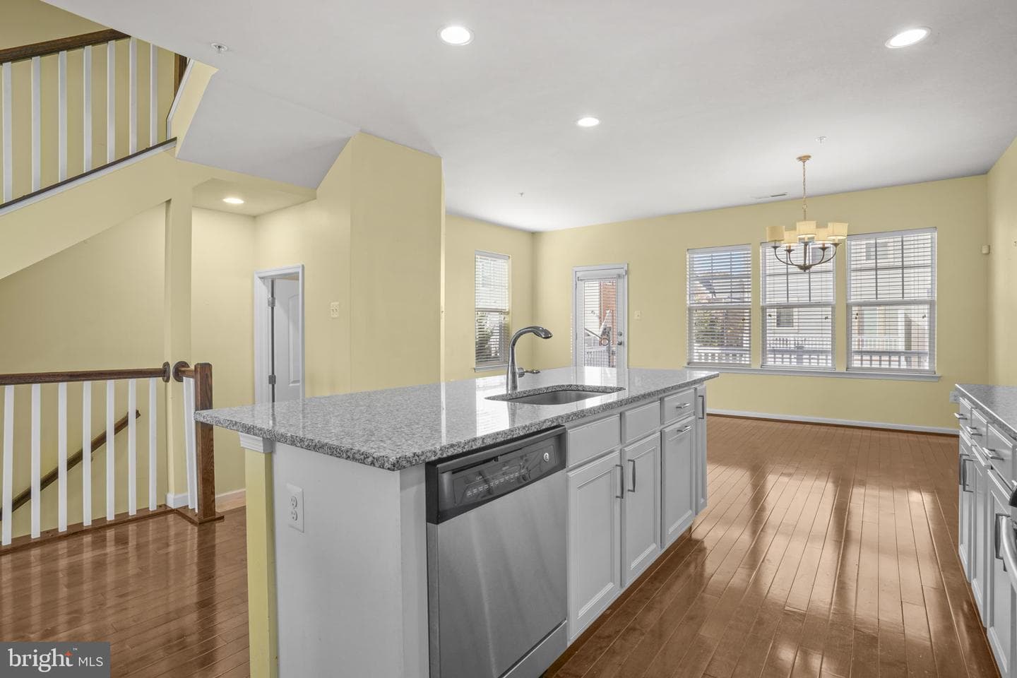 9833 Ushers Place photo 6