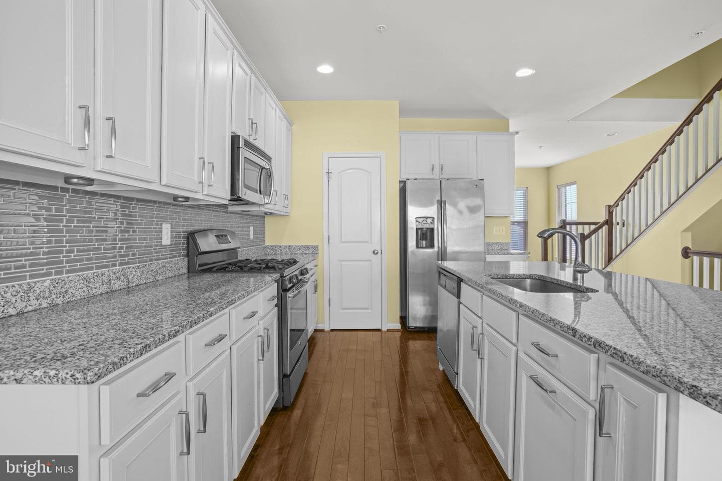 9833 Ushers Place photo 7