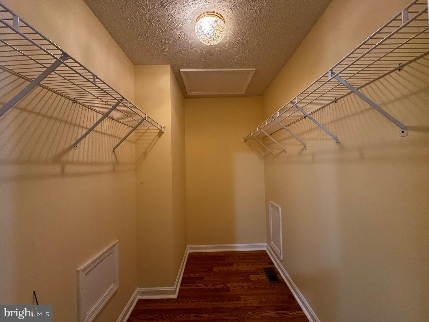 10430 Mark Drive photo 20