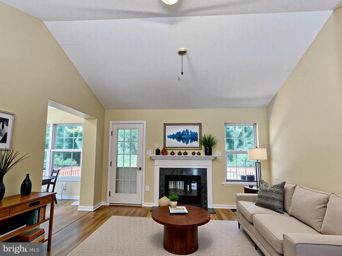 10430 Mark Drive photo 9