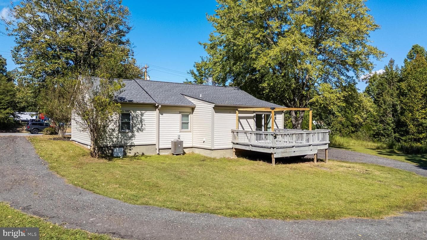7655 Hawthorne Road photo 30