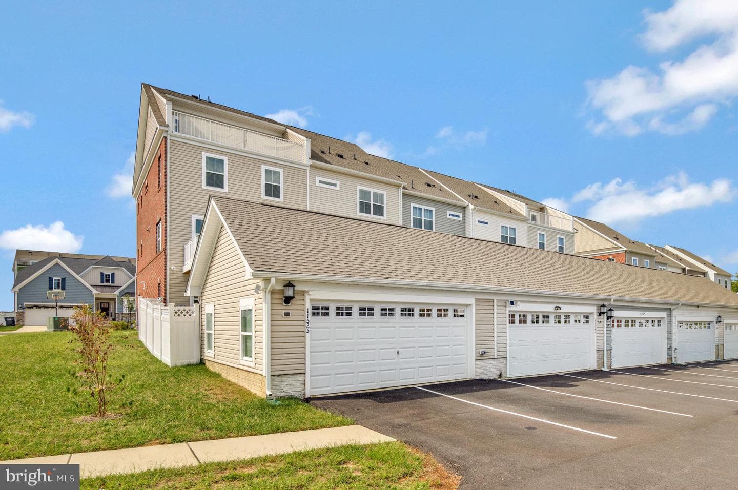 11525 Charlotte Bronte Ln photo 52