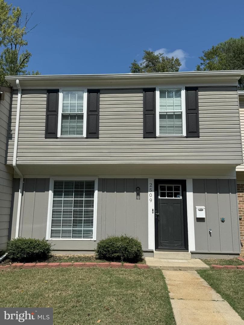 2509 Robinson Place