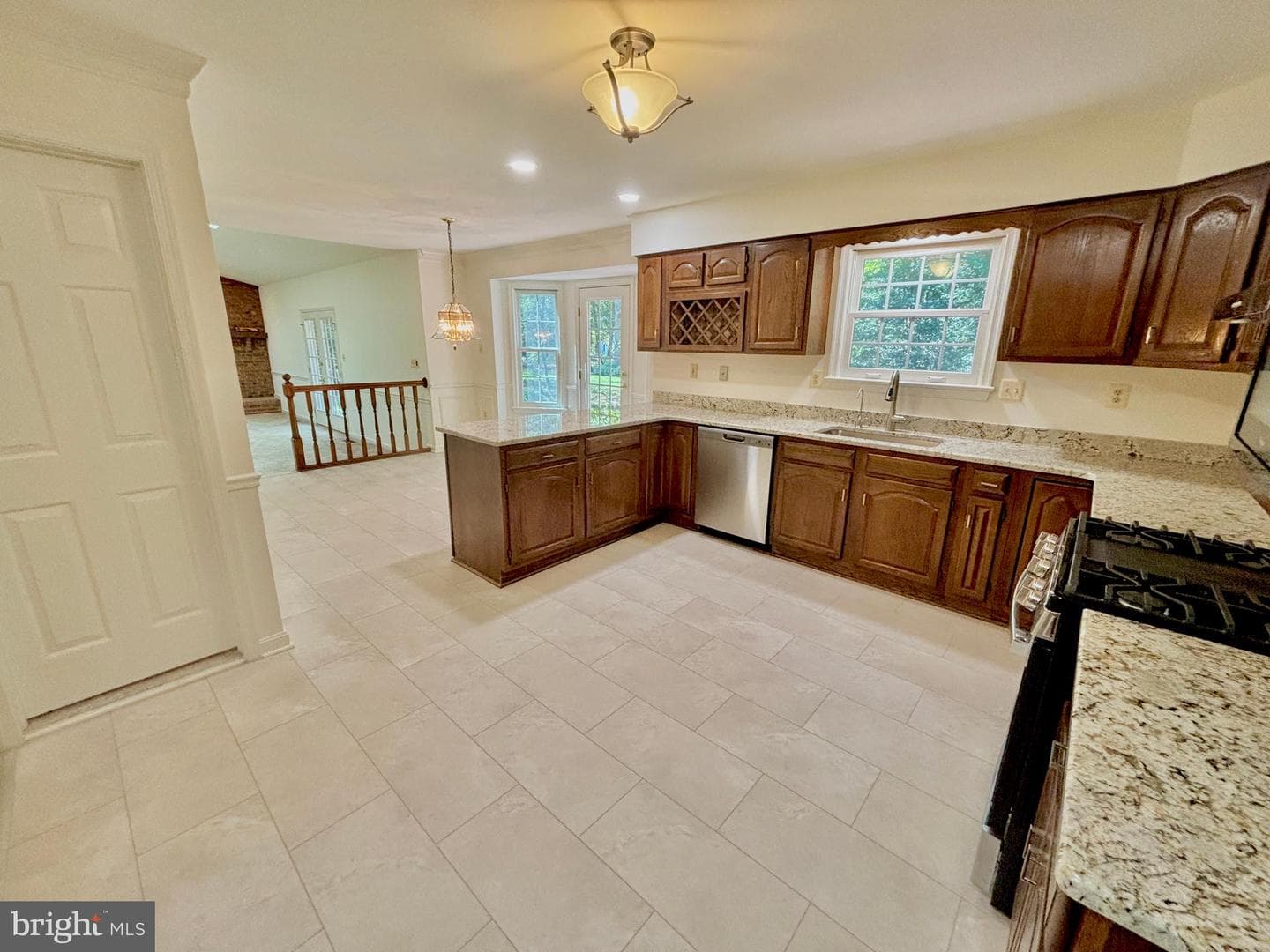 3667 Foxhall Place photo 29