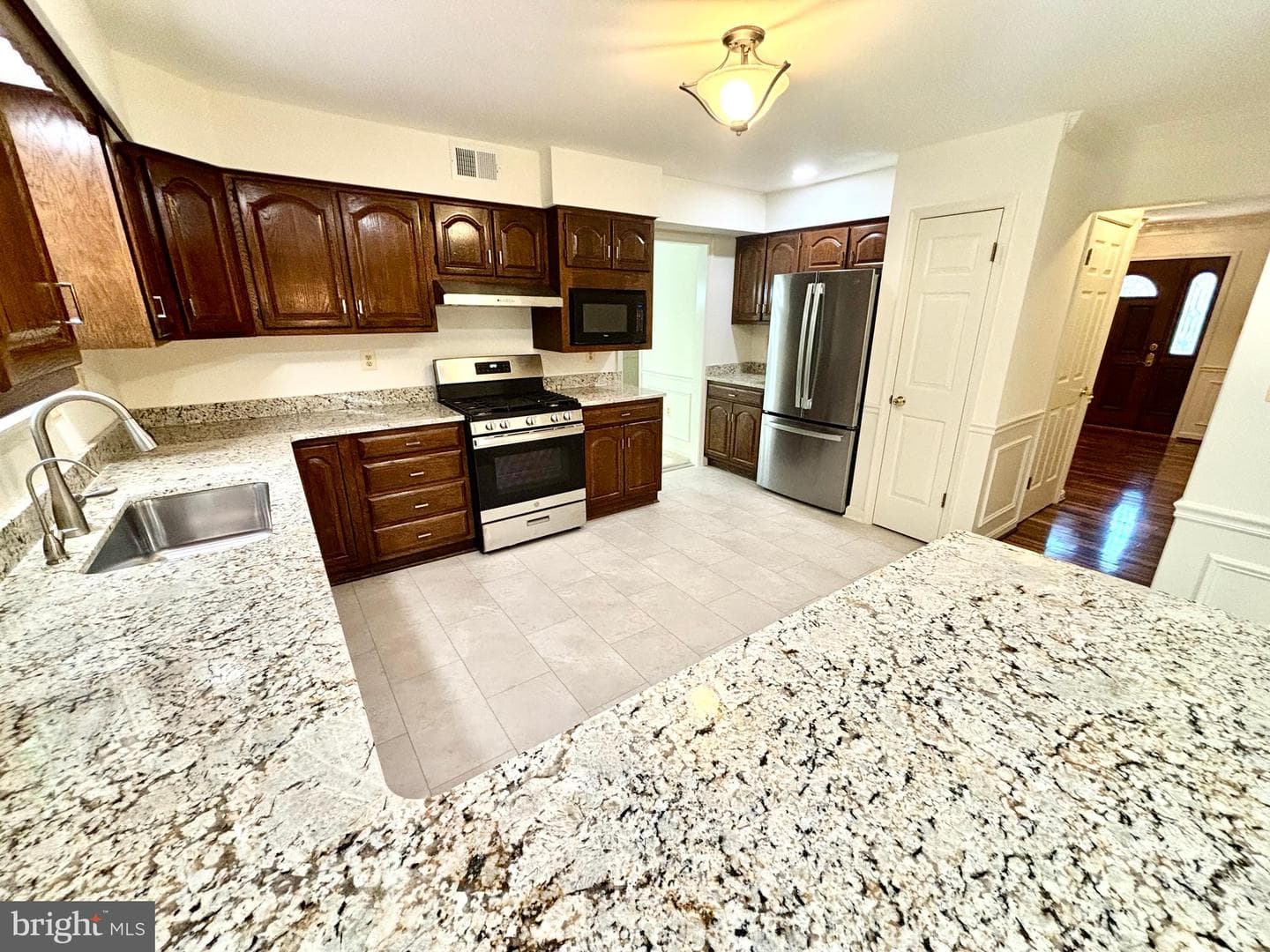 3667 Foxhall Place photo 33