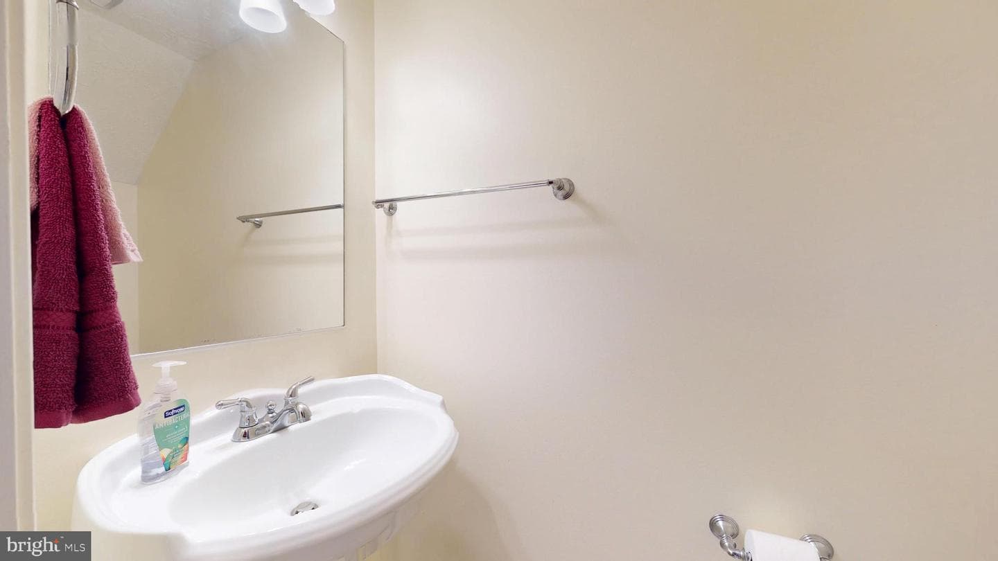21 Meadowside Court photo 16
