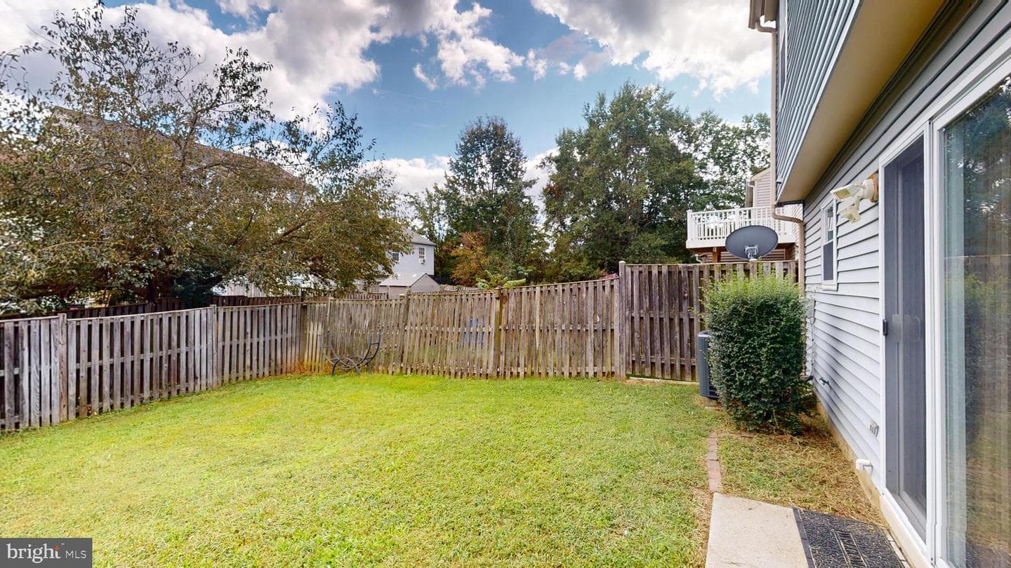 21 Meadowside Court photo 29
